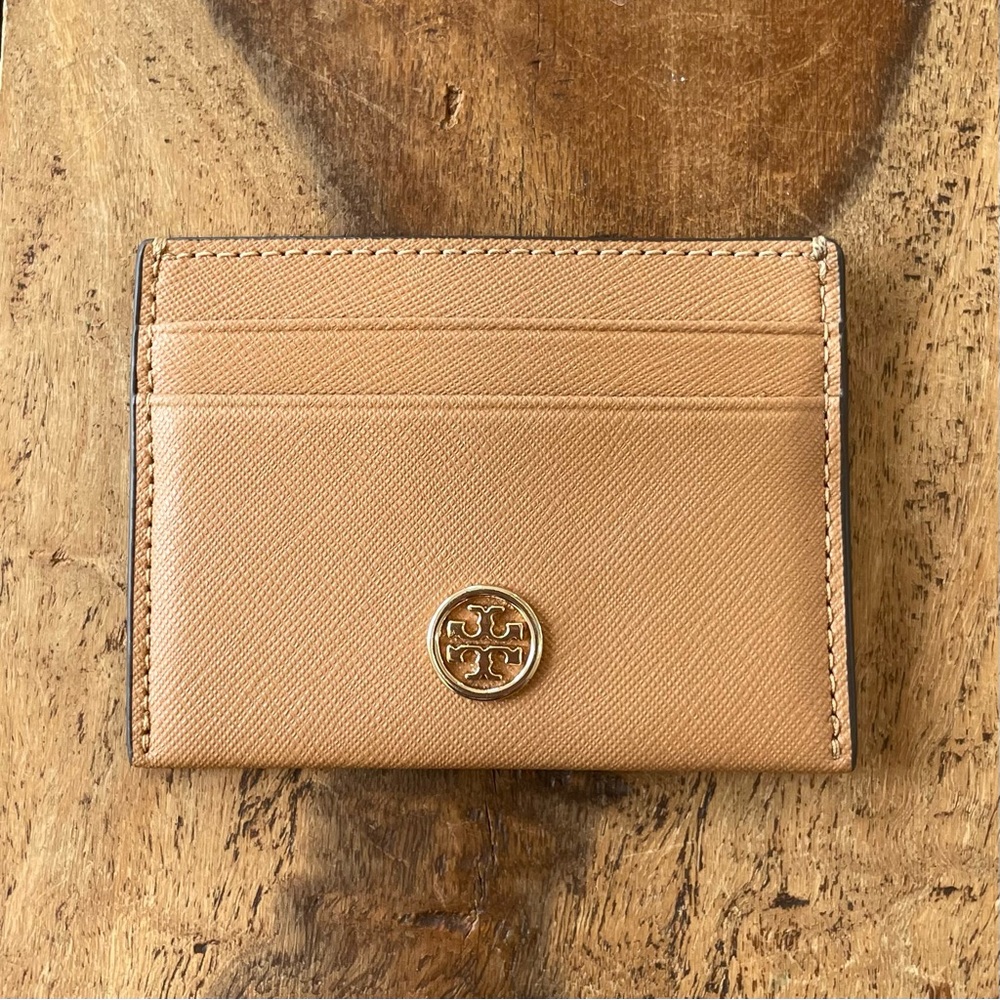 Tory Burch Robinson Leather Card Case in Cardamom (Tan) - Picture 2 of 10